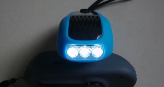 DYNAMO LED TORCH WITH MOBILE PHONE CHARGER(图5) DYNAMO LED TORCH WITH MOBILE PHONE CHARGER(图5)